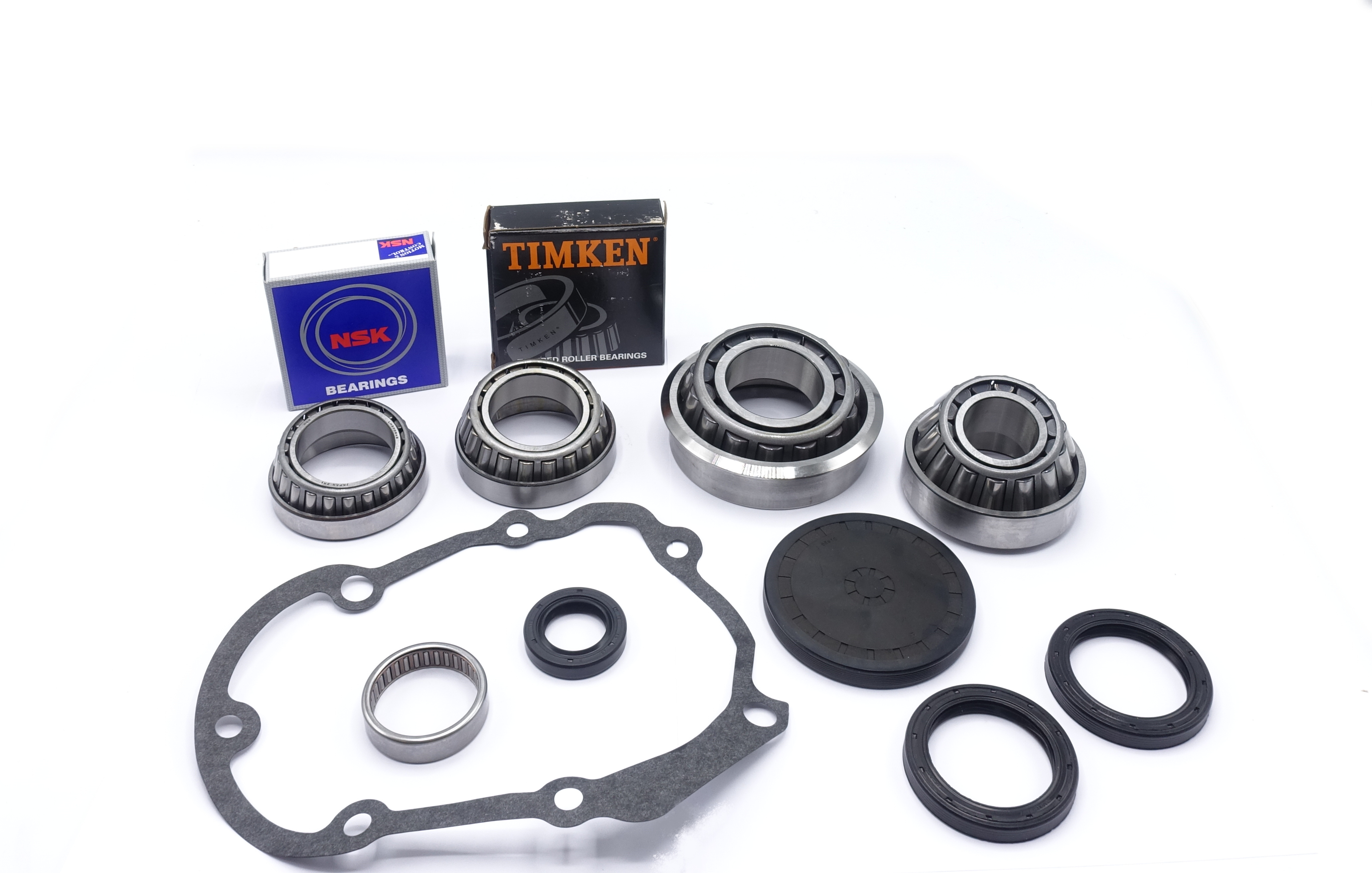 VW.KB.01E This bearing & sealkit contains the following parts:

• 4 Bearings
• 1 Gasket
• 1 Cap
• 1 Rod seal
• 1 Input seal
• 2 Differential seals